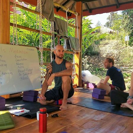 True Nature Chiang Mai - Homestay Retreat Luaran gambar